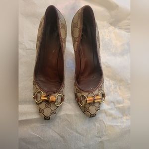 Gucci GG Canvas/Leather & Bamboo Horsebit Heels Size 9.5B + COA